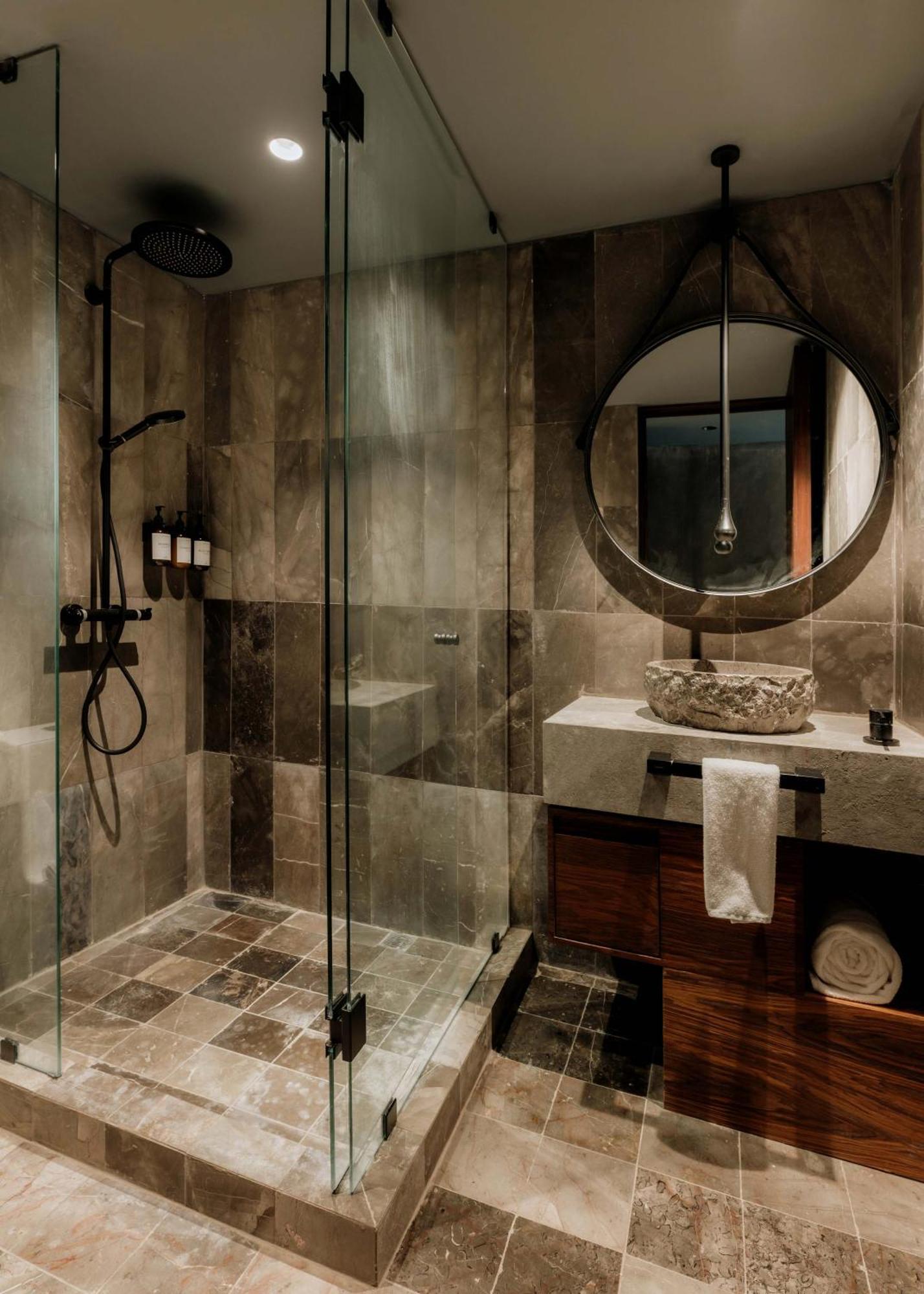 Barneys New York Luxury Red Apartamento